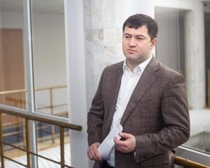 &quot;Общественный лидер&quot; Насиров просил отпустить его в Давос