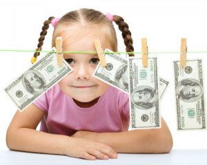 "Дошка ганьби" для неплатників аліментів - як стягуватимуть гроші