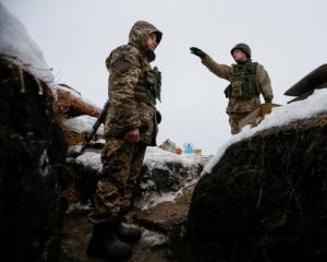 Боевики мощно обстреляли украинских военных, есть раненый