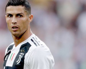 "Ювентус" в другому матчі поспіль пропускає 3 м'ячі - відео