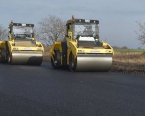 У Гройсмана пообіцяли покатати журналістів відремонтованими дорогами