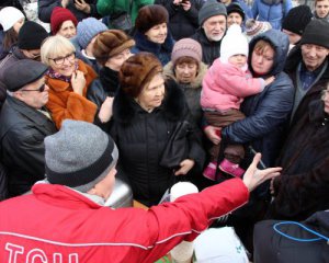 Полтавчане едва не снесли полевую кухню на съемках канала "1 + 1"