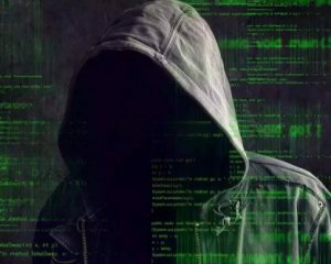 Українець через інтернет викрав півмільйона гривень