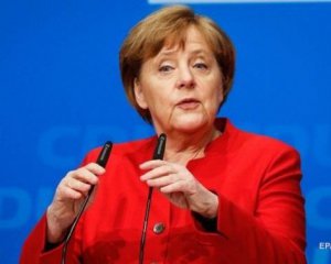 Меркель назвала ситуацію на Донбасі далекою від врегулювання