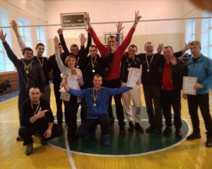 Збірна Полтавського району здобула волейбольний кубок