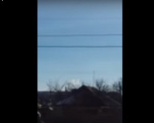 В небе над Донбассом увидели российский бомбардировщик