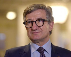 Президент повинен кожен день займатися проблемою миру - Тарута