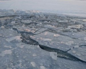Дитина провалилась під лід і загинула