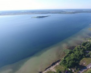 Cамое глубокое украинское озеро может стать болотом