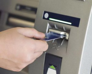 В польских банкоматах ввели украинский язык