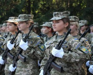 Гендерное равенство в армии: в ВСУ рассказали о новых должностях для женщин