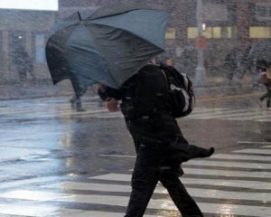 У Києві оголосили штормове попередження