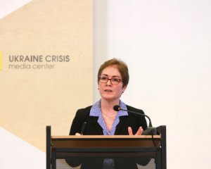 Україна проводить відверто непристойну політику - експерт