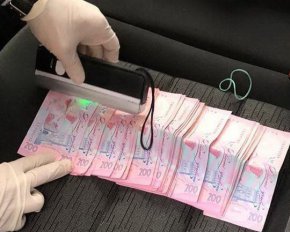 На Полтавщині поліцейські "погоріли" на хабарі