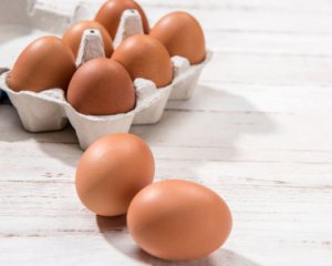 Яйця дешевшають: назвали причину