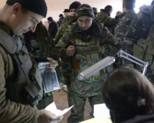Как будут голосовать бойцы на Донбассе: рассказали о неожиданном решении