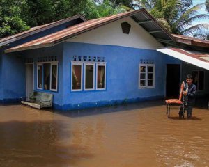 112 загиблих і 94 зниклих – в Індонезії трагічні втрати від злив