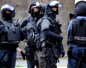 В Германии предотвратили теракт: 10 арестованных