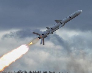 Військові проведуть випробування новітніх ракетних комплексів