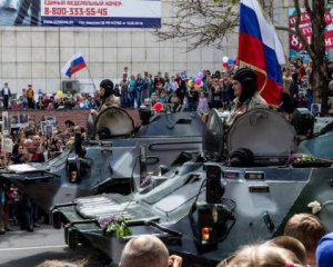 Оккупанты хотят  привлечь детей к военному параду
