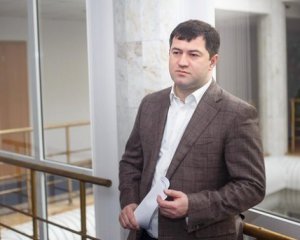 Скандальний Насіров позивається до Кабміну