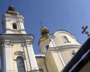 Штаб Порошенка назвав ризики для церкви після виборів