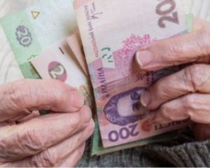 Мошенники отобрали у пенсионерки 100 тыс. грн