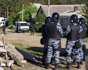 В Крыму оккупанты обыскивают дома крымских татар