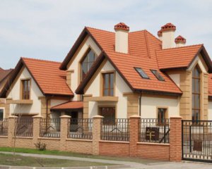 Котеджі замість квартир: яку нерухомість активно купують українці