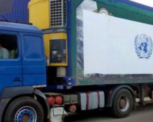 На Донбас прибули 6 вантажівок із гумдопомогою ЮНІСЕФ