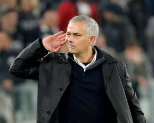 Золотий м'яч чекає, що Ліонель забере його, – Моуріньо