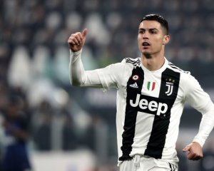 Роналду не збирається залишати "Ювентус"