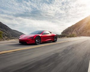 Показали самый быстрый разгон нового электромобиля Tesla