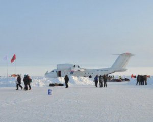 Російський арктичний табір скасували без українського літака