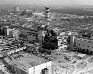 Чернобыль породил недоверие к власти — Вятрович