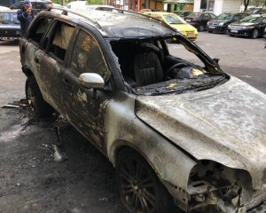 Спалили машину редактора міської газети