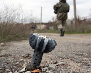 Боевики обстреляли украинских военных из запрещенных минометов