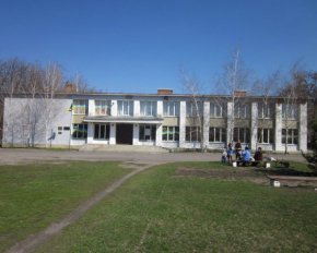 Було три варіанти - хто і за чиїм проектом ремонтуватиме клуб у Чутовому