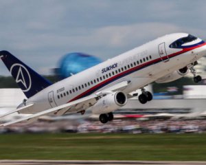 Новое ЧП с самолетом SSJ-100 в Росии