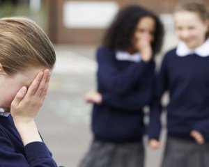 Что делать, чтобы ребенок не стал изгоем в школе: советы психолога