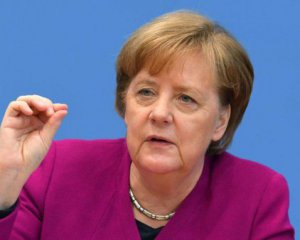 Меркель: Еврокомиссия не может заблокировать строительство &quot;Северного потока-2&quot;