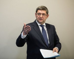 Керівник штабу президента подав у відставку