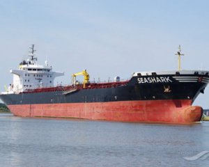 Ситуация критическая: египетские военные задержали танкер с украинскими моряками