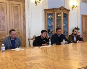 Зеленский собирает руководство Рады на переговоры