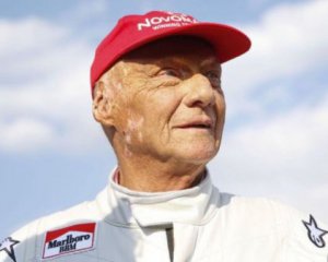 Помер легендарний гонщик Нікі Лауда
