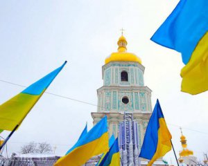 Рассказали, сколько украинцев считают себя прихожанами ПЦУ