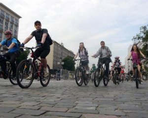 В Киеве 1 июня ограничат движение транспорта из-за велосипедистов