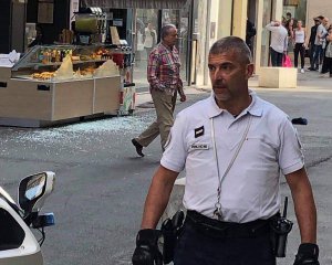 Во французском Лионе взорвалась бомба, много раненых