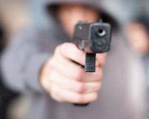 Іноземці влаштували перестрілку в гуртожитку київського університету