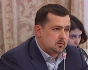 Подозреваемый в госизмене СБУшник пошел в суд против Зеленского